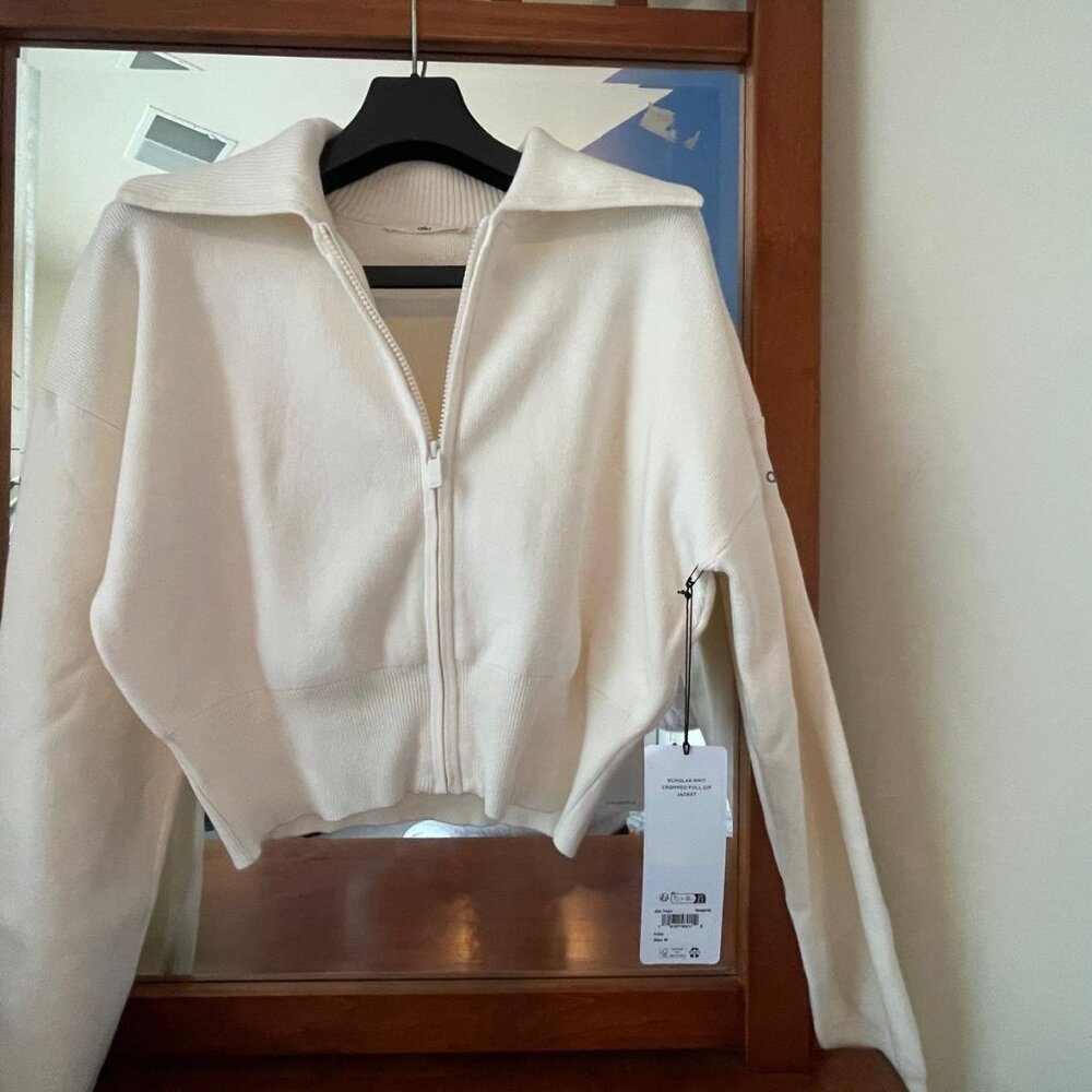 NWT Alo Scholar Knit Cropped Full zip jacket ivory - Picture 4 of 8
